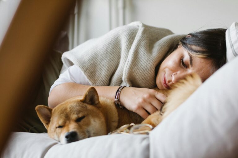 dormir con tu mascota